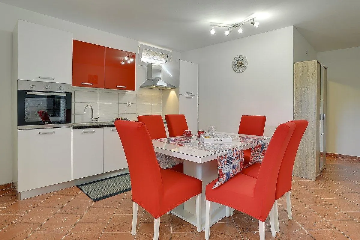 Apartments Elviana Pula Croatia